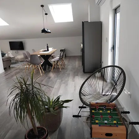 Ulika Apartman